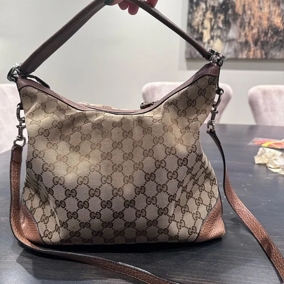 Gucci Tan and Brown Monogram Hobo Bag - Picture 2 of 10